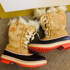 Sorel Joan of Arctic Kids Winter boot